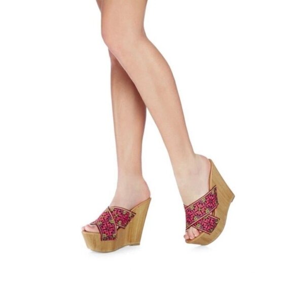 JustFab Open Toe Bev 5 in Wedge Platform Size 7.5 EUC - Picture 1 of 4